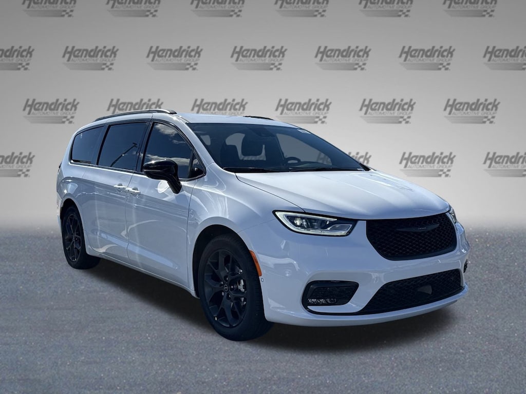 New 2026 Chrysler Pacifica Select Minivan