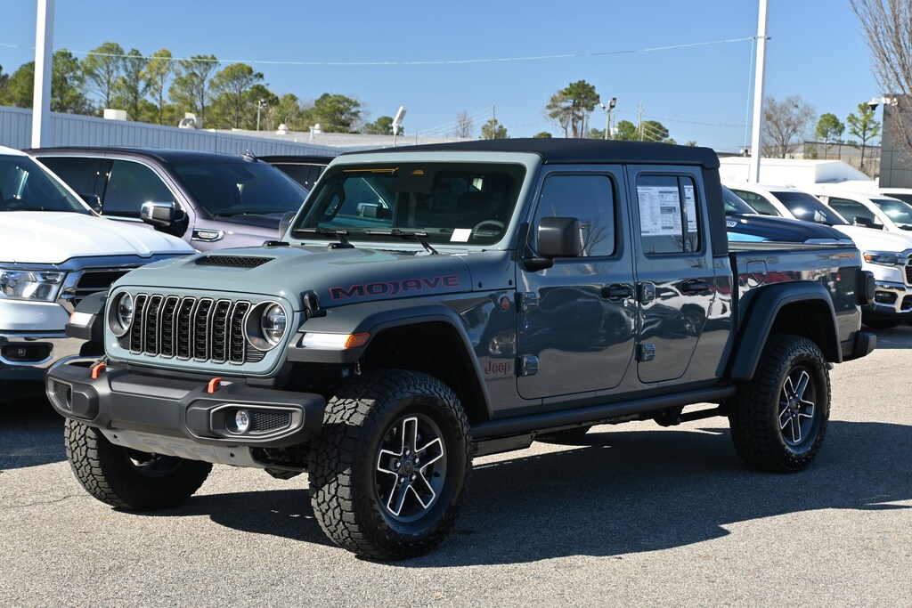 New 2026 Jeep Gladiator Mojave Pickup