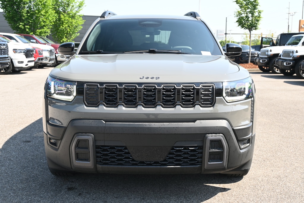 New 2026 Jeep Cherokee Laredo SUV