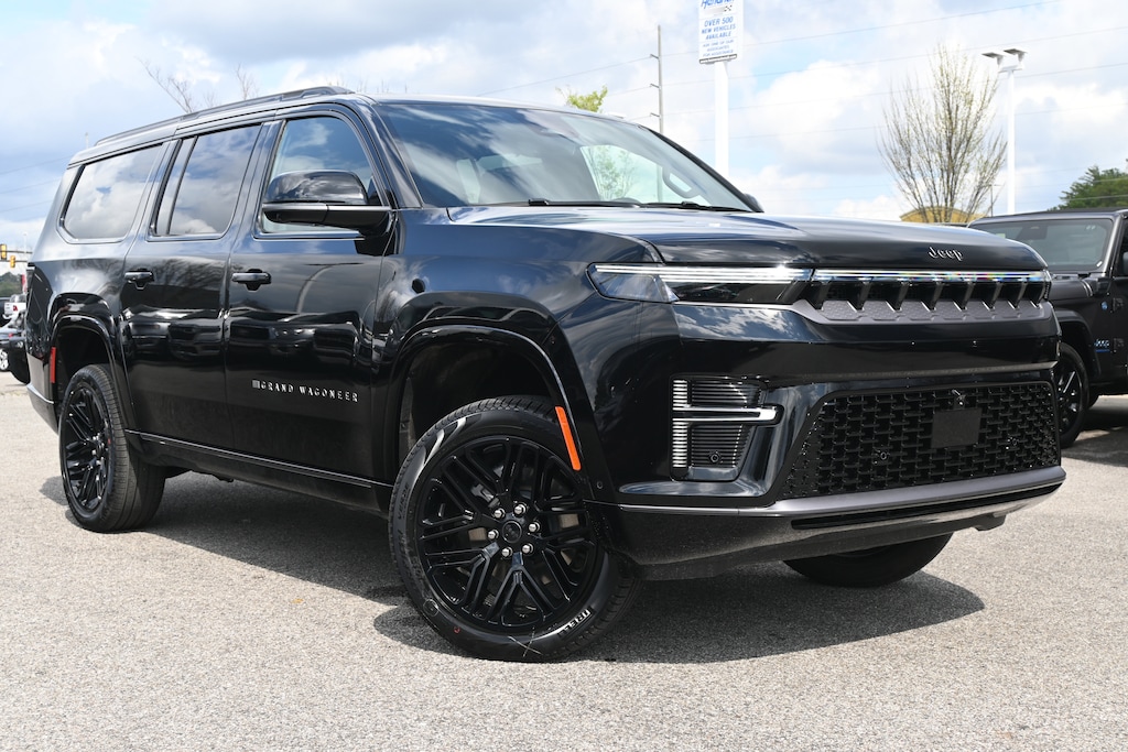 New 2026 Jeep Grand Wagoneer L Limited Reserve SUV