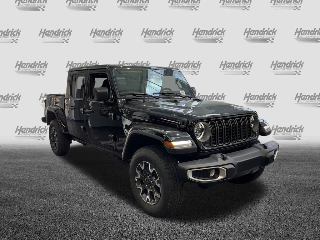 New 2026 Jeep Gladiator Sahara Pickup