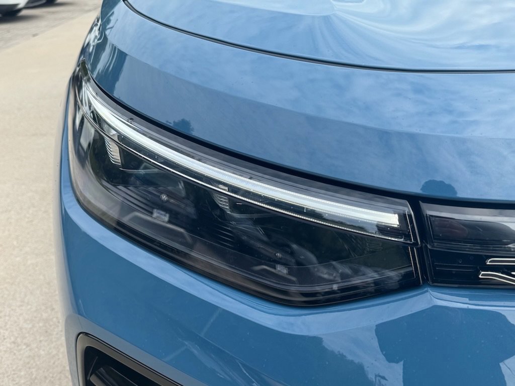 Volkswagen Tiguan 2.0T SE R-Line Black