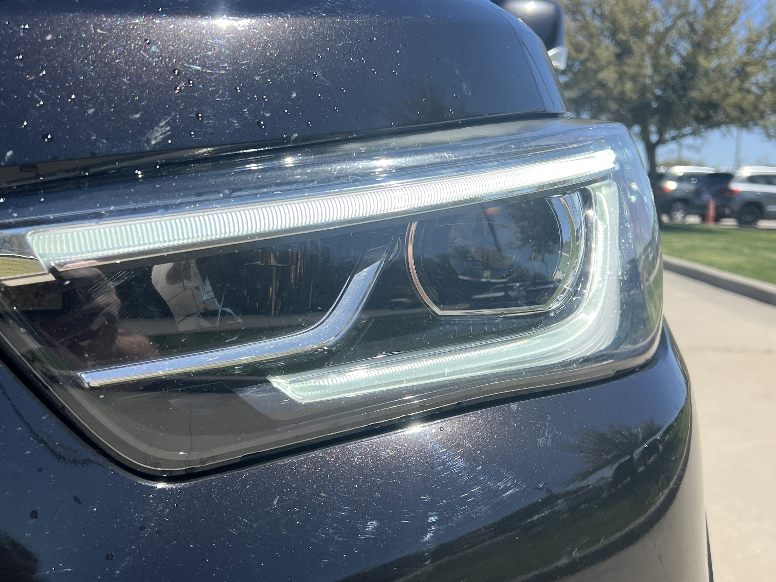 2019 INFINITI QX80 LUXE photo 5