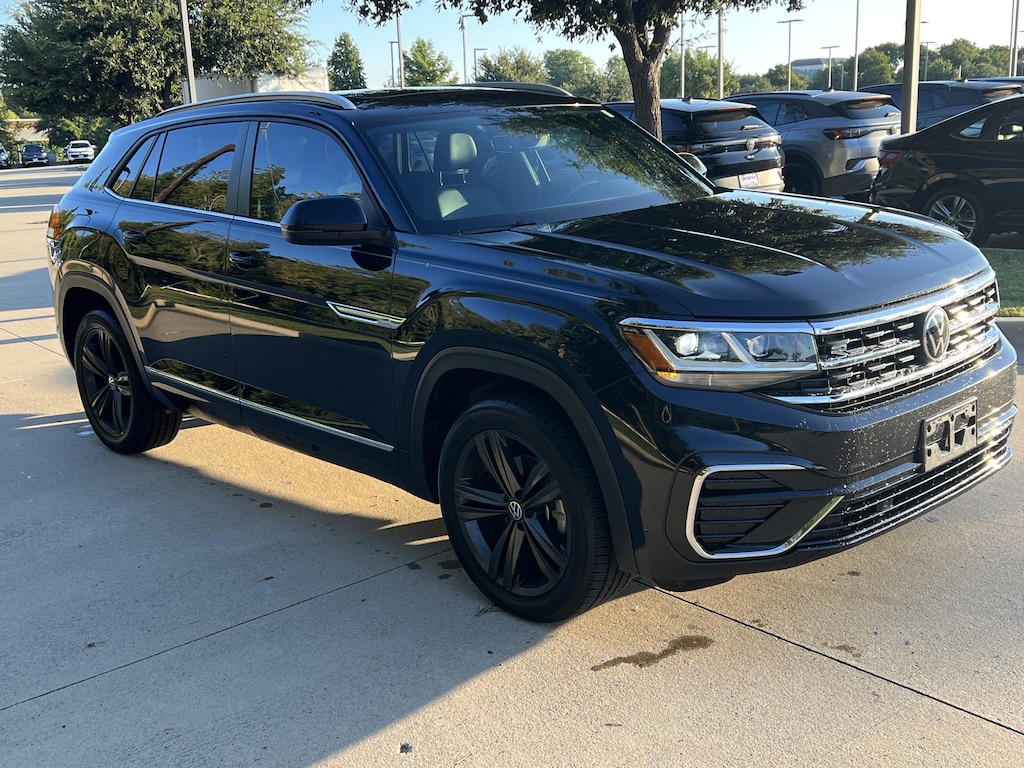 Used 2021 Volkswagen Atlas Cross Sport 3.6L V6 SE w/Technology R-Line SUV