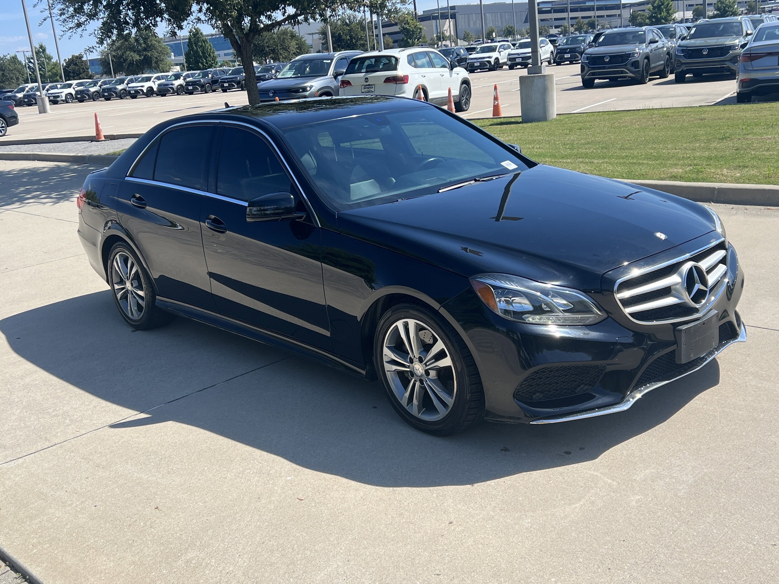 2014 Mercedes Benz E 350 Sport Sedan photo 2