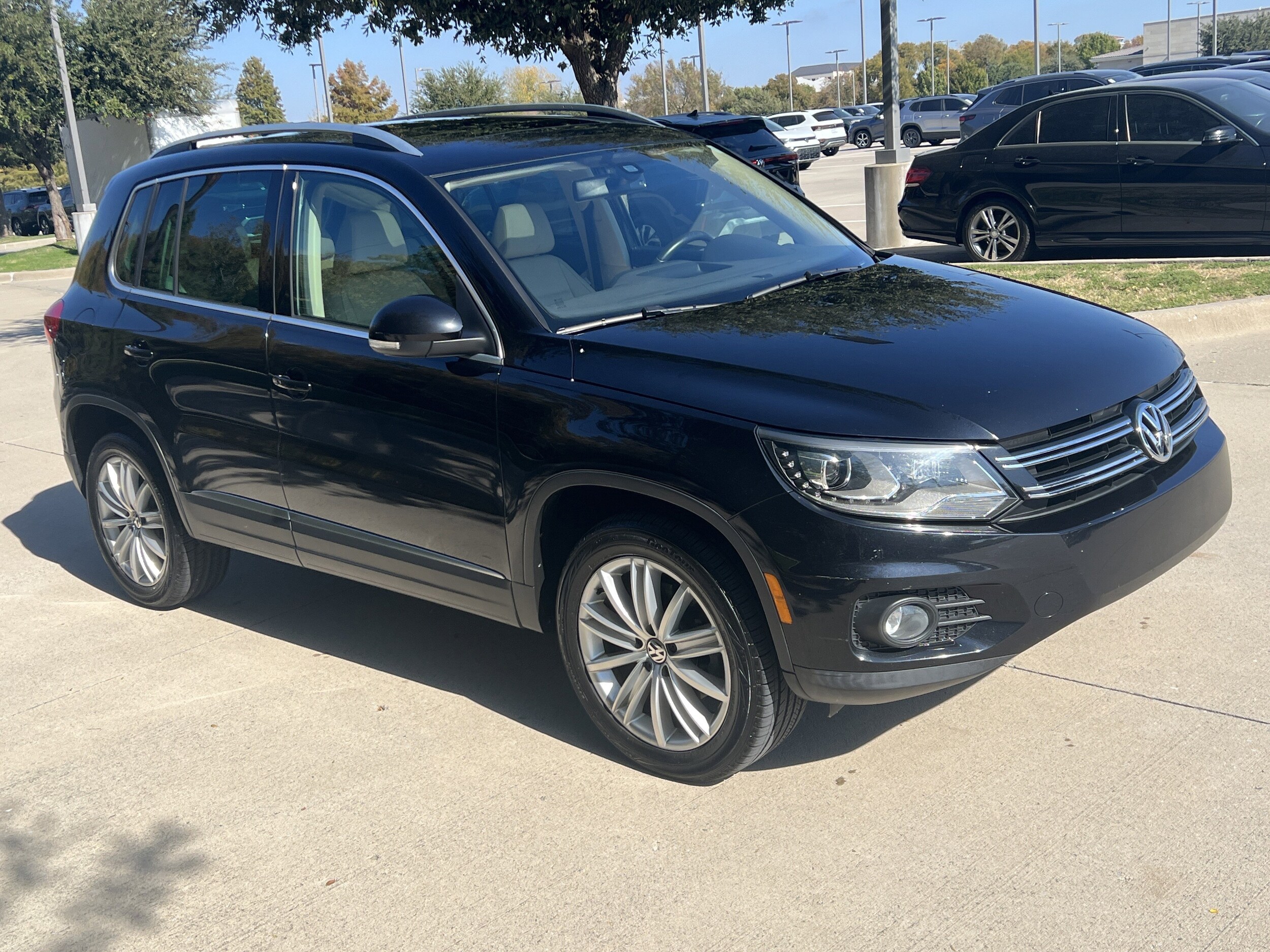2016 Volkswagen Tiguan SE photo 2