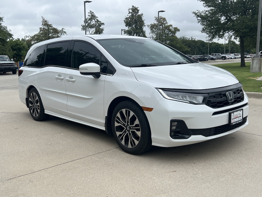 Used 2025 Honda Odyssey Elite Minivan