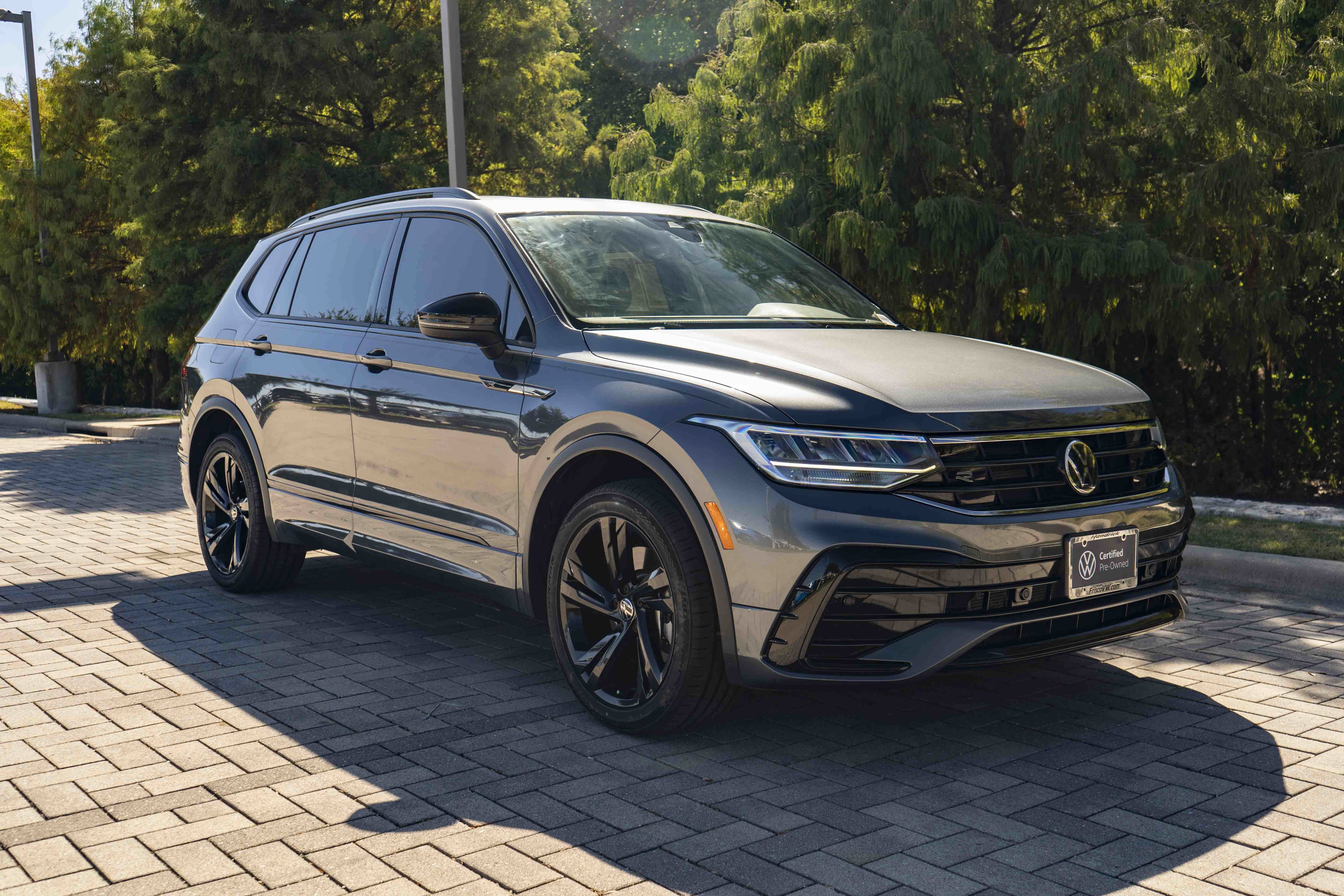 Used 2023 Volkswagen Tiguan SE R-Line Black SUV