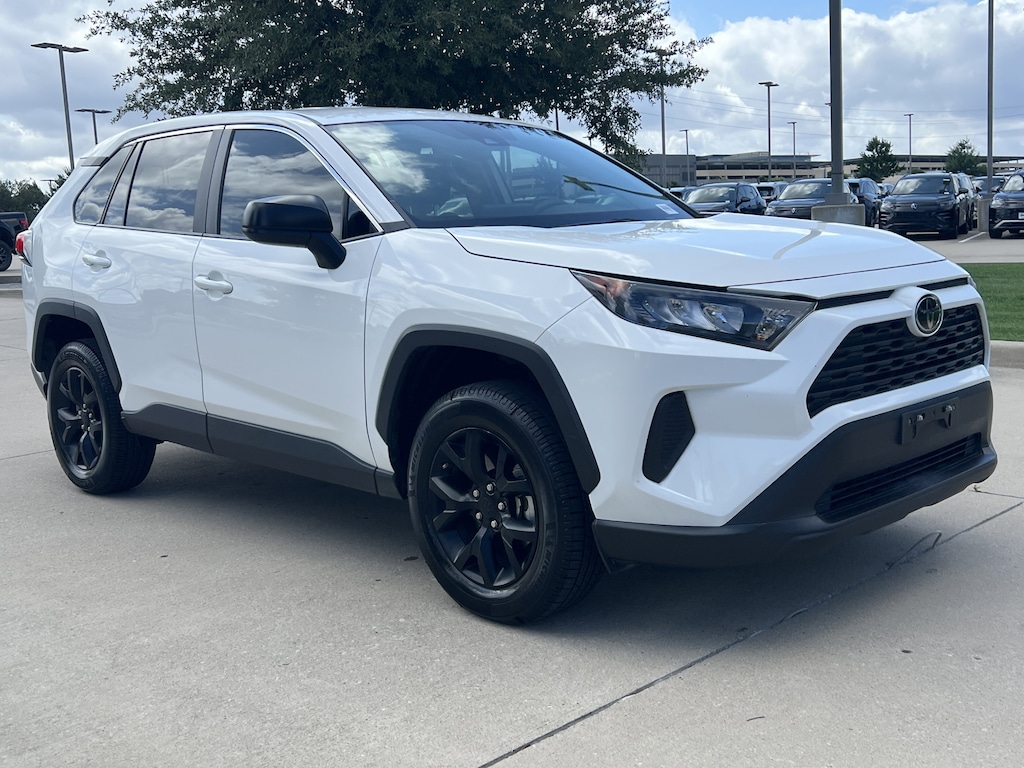 Used 2022 Toyota RAV4 LE SUV