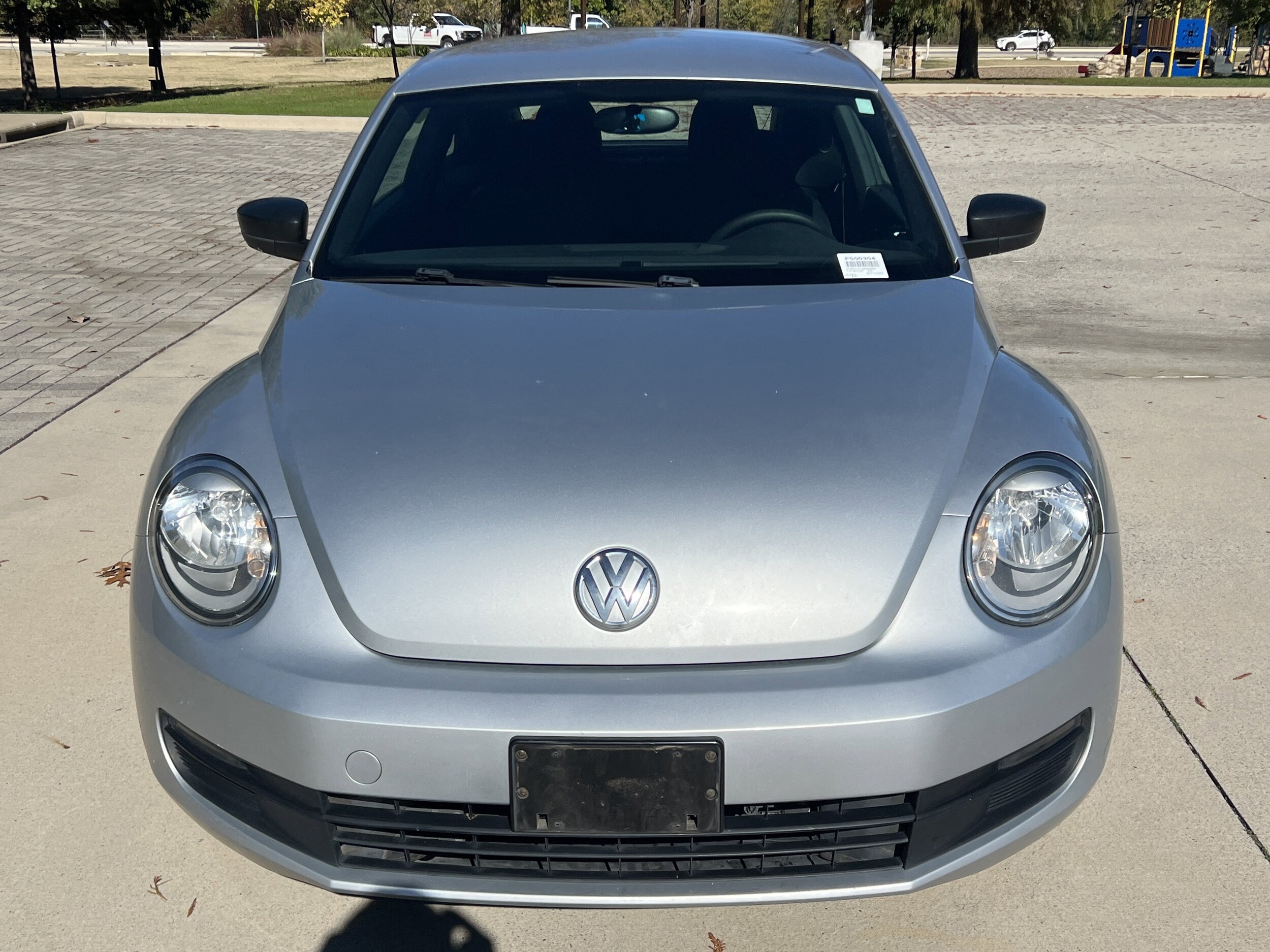 2014 Volkswagen Beetle 2.5L photo 2