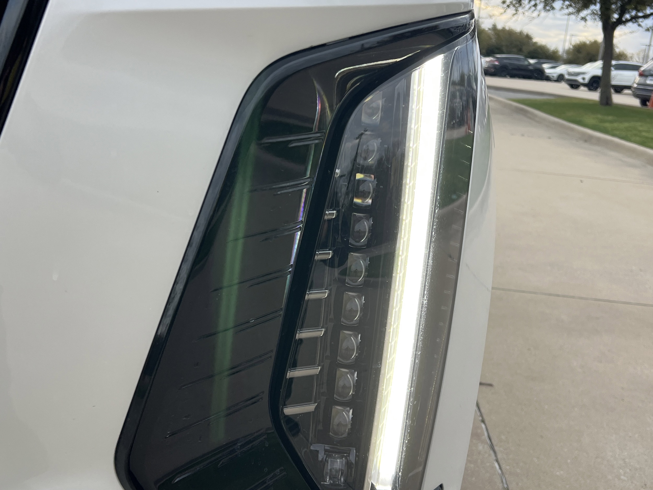 2025 CADILLAC Escalade 4WD Sport Platinum photo 4