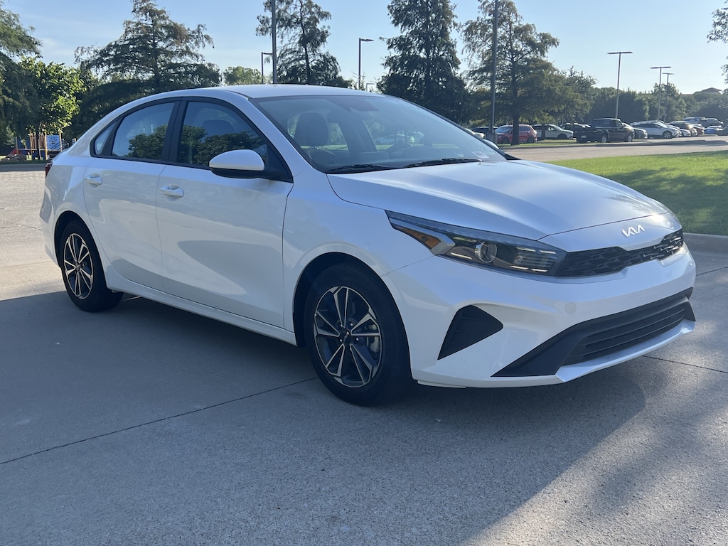 Used 2024 Kia Forte LXS Sedan