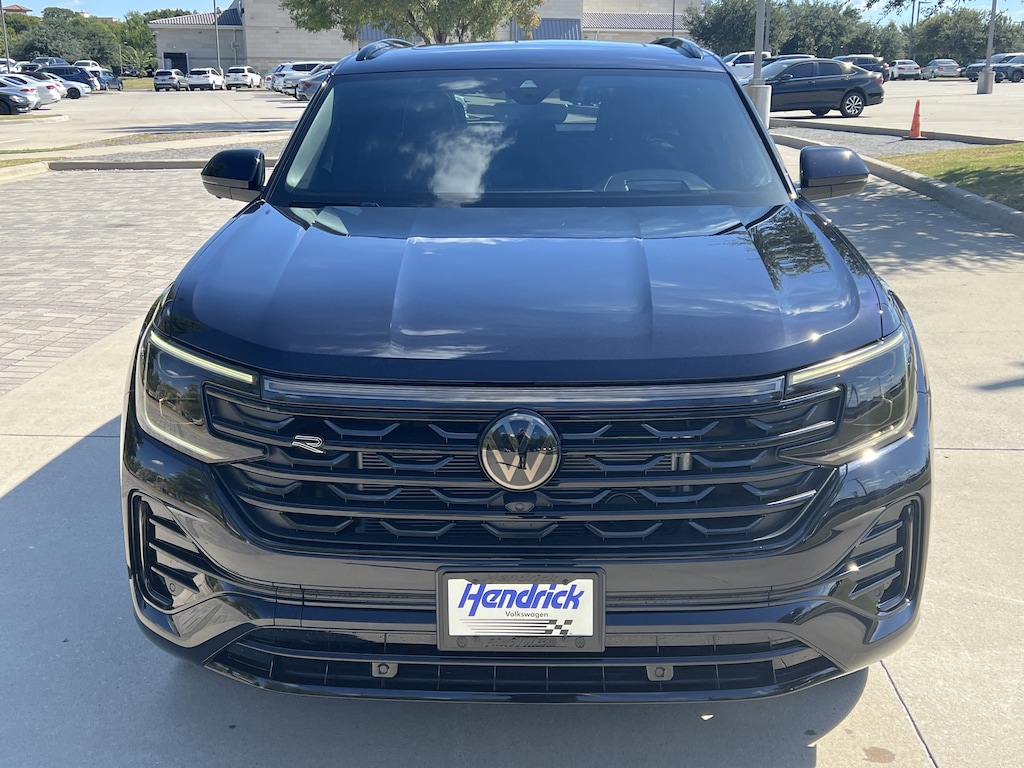 Used 2025 Volkswagen Atlas Cross Sport 2.0T SEL Premium R-Line SUV