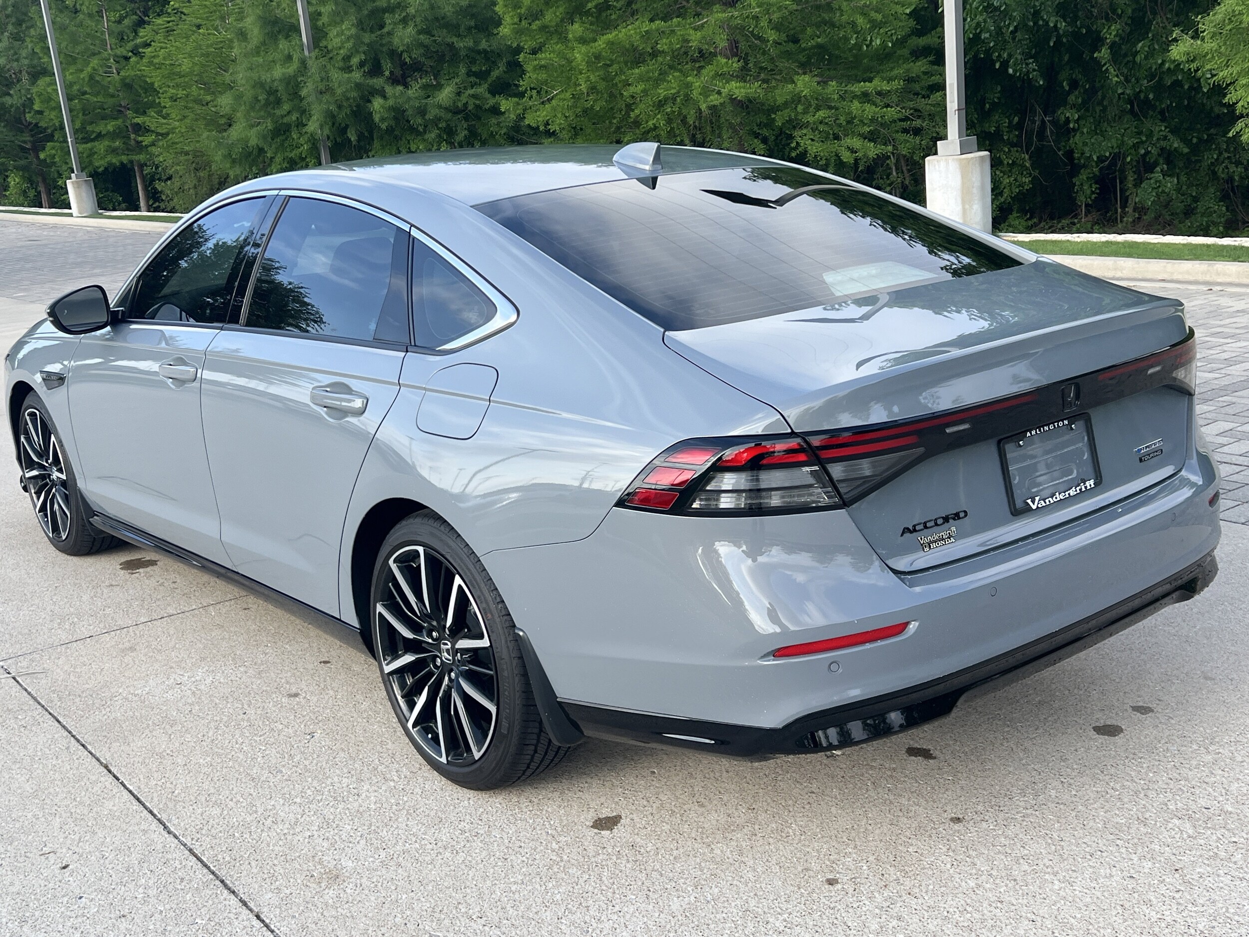 2025 Honda Accord Touring photo 6