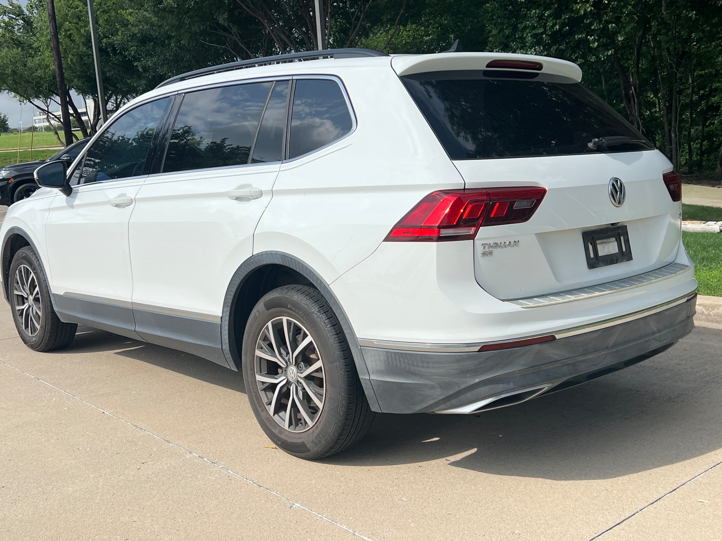 Volkswagen Tiguan SE