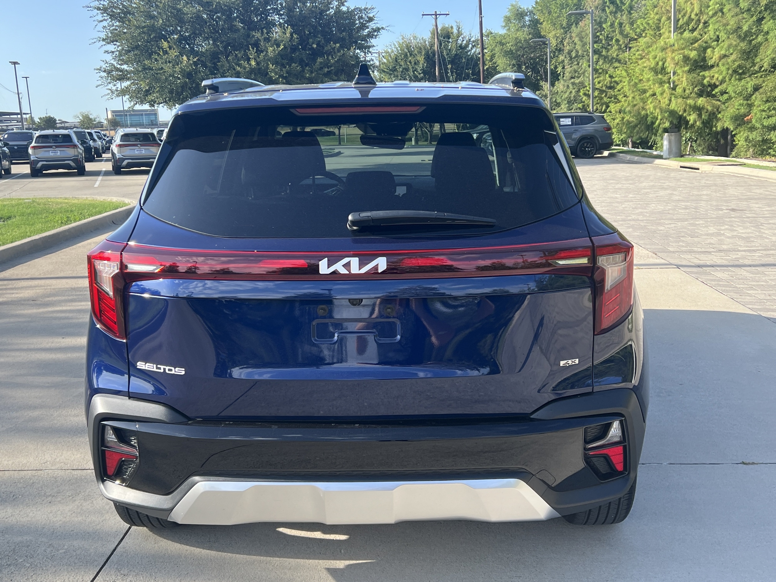 Kia Seltos EX