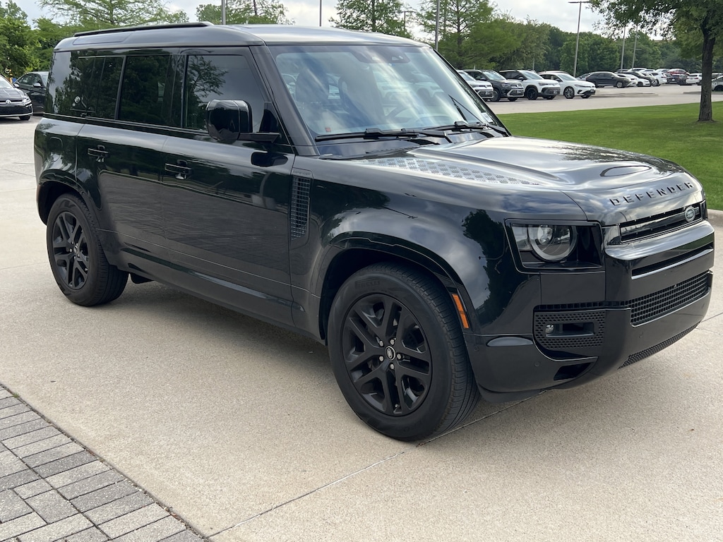 Used 2024 Land Rover Defender X-Dynamic SE SUV