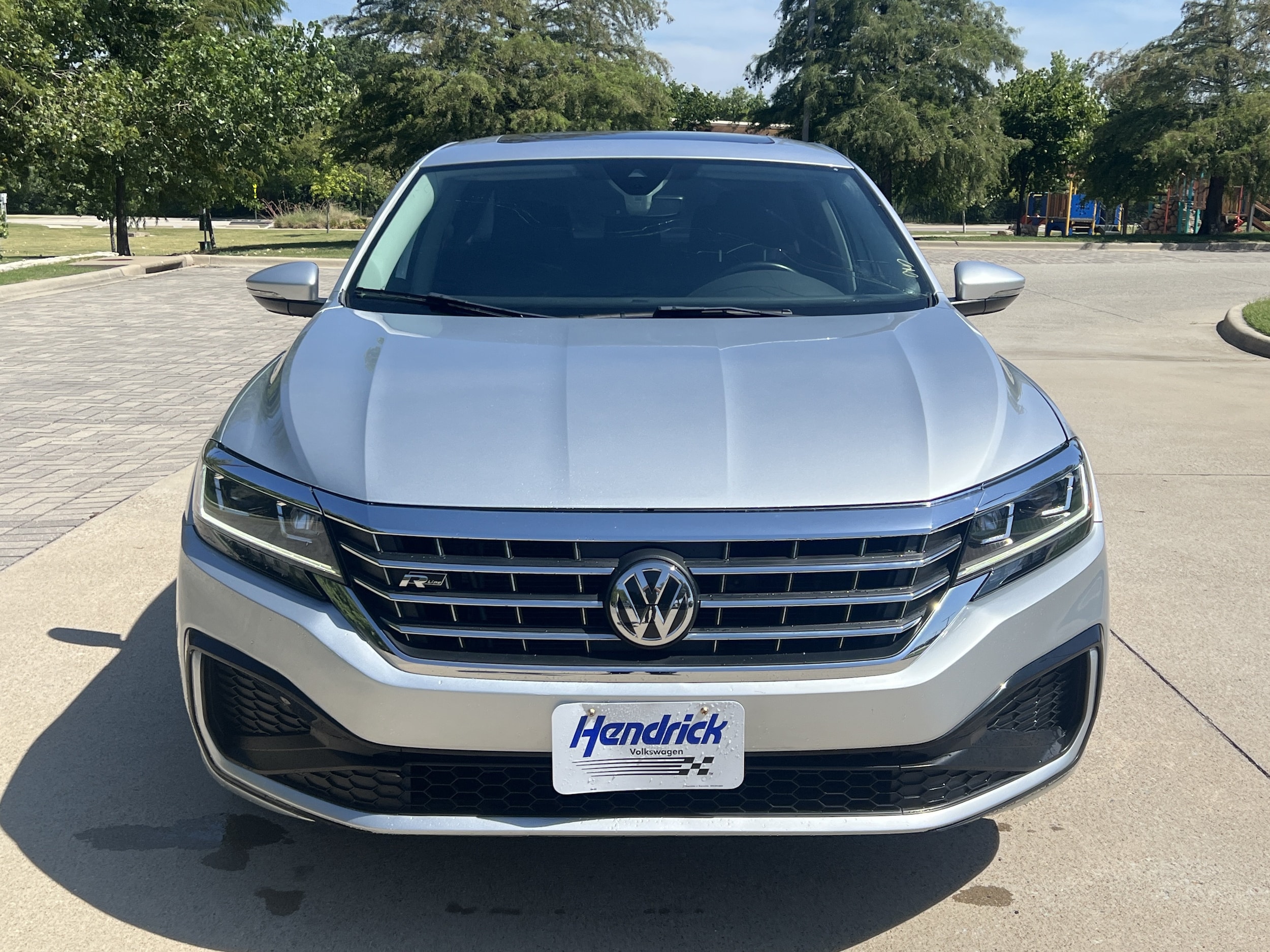 Volkswagen Passat 2.0T R-Line