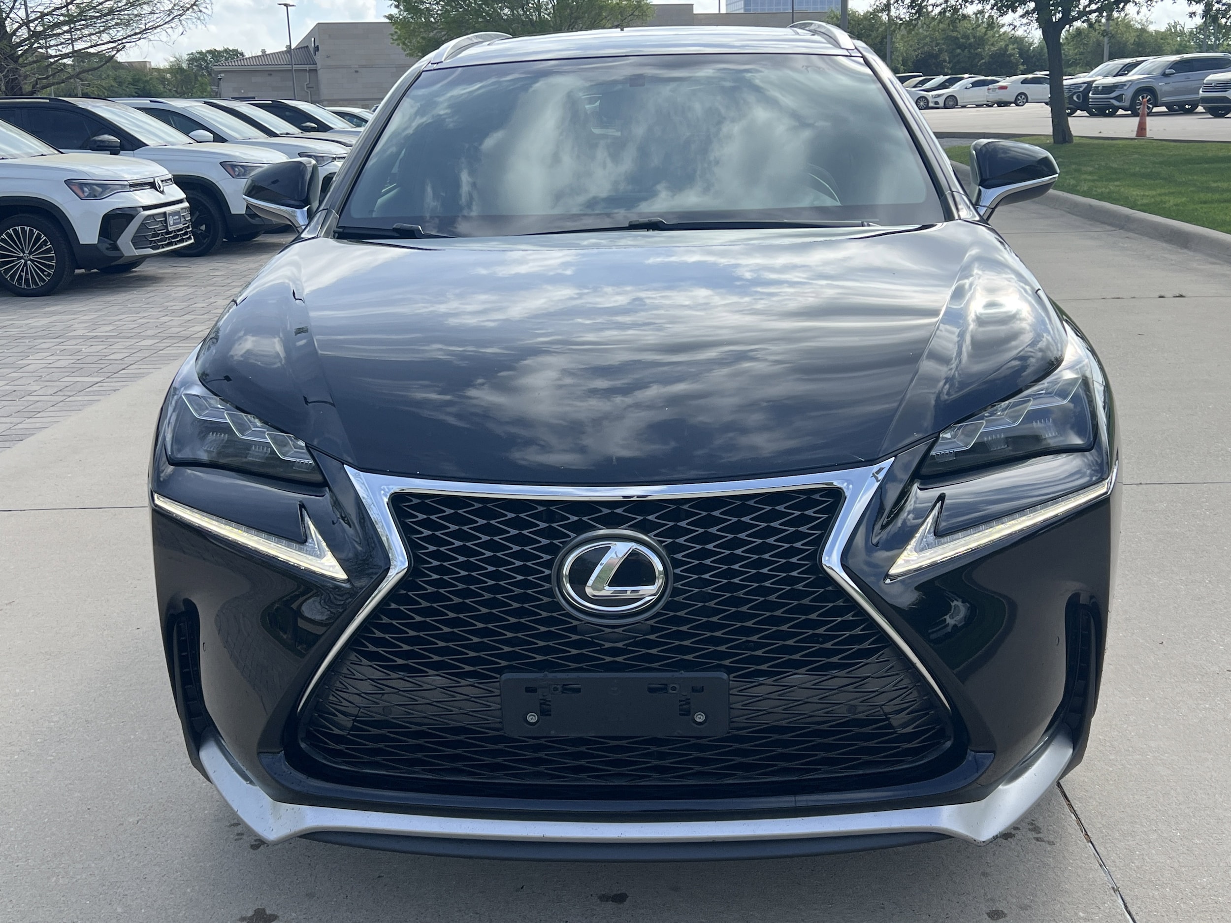 2016 LEXUS NX 200t F Sport photo 2