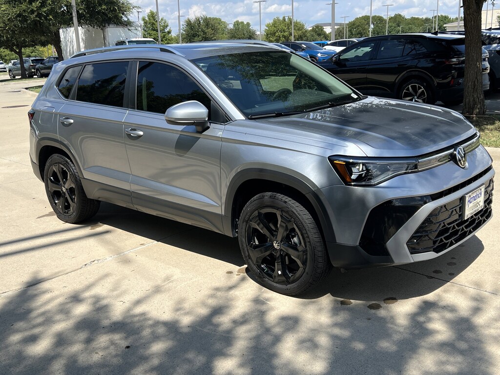 Used 2025 Volkswagen Taos SEL SUV