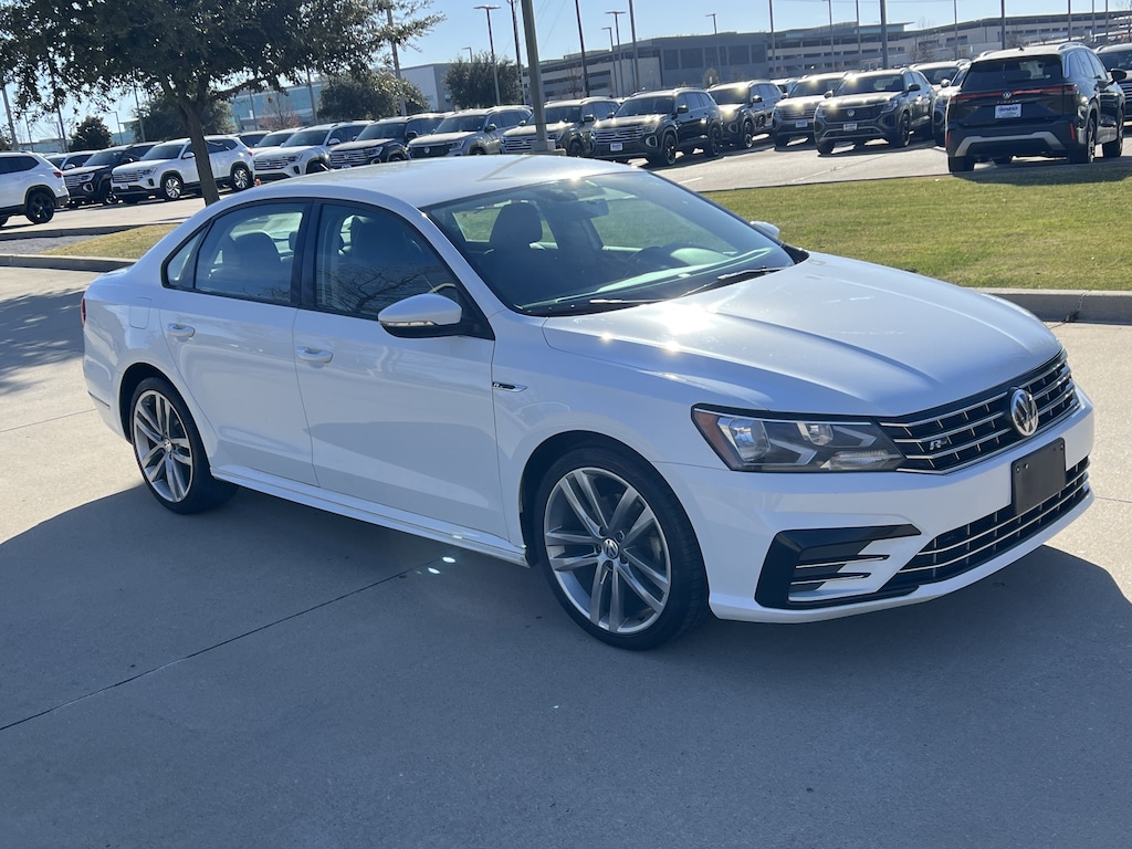 Used 2018 Volkswagen Passat R-Line Sedan