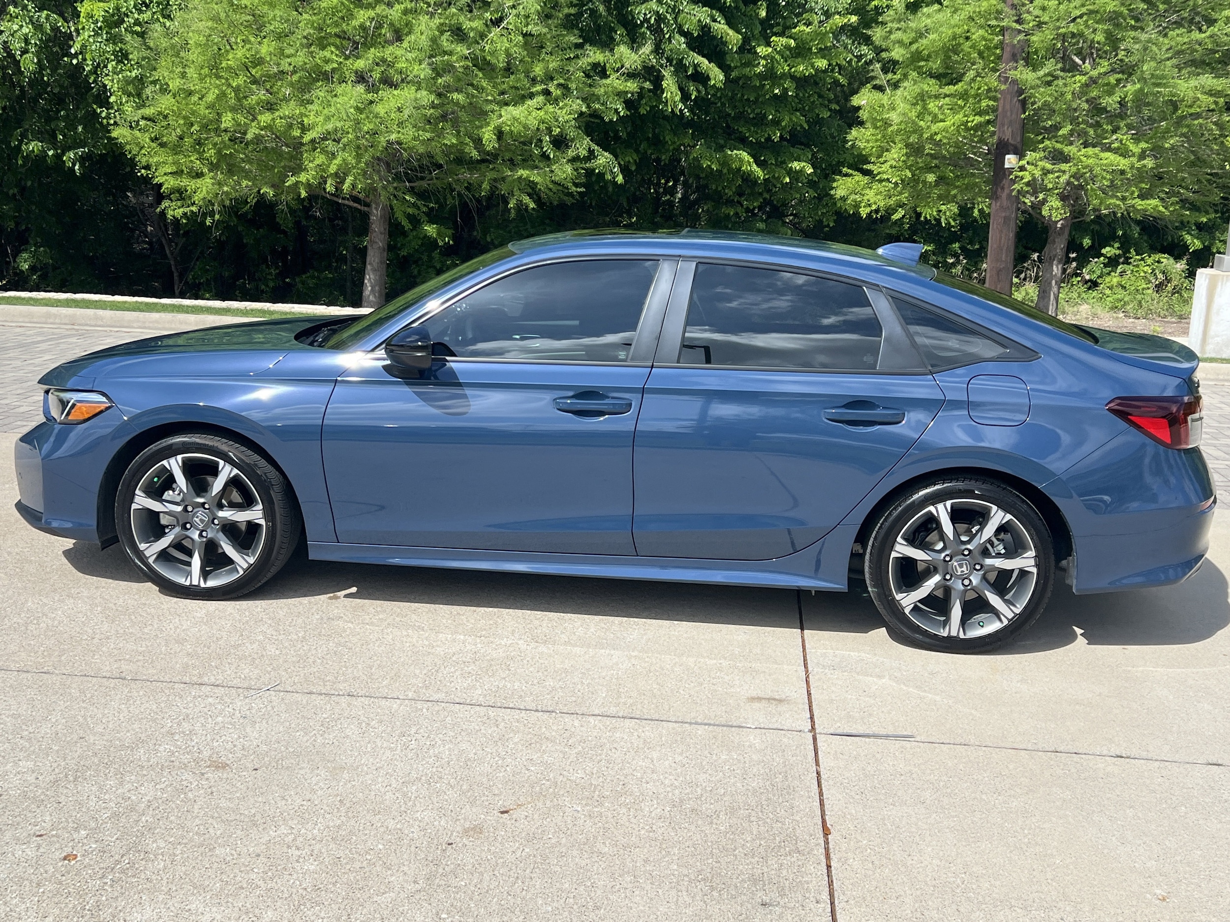 2026 Honda Civic Hybrid Sport Touring photo 6