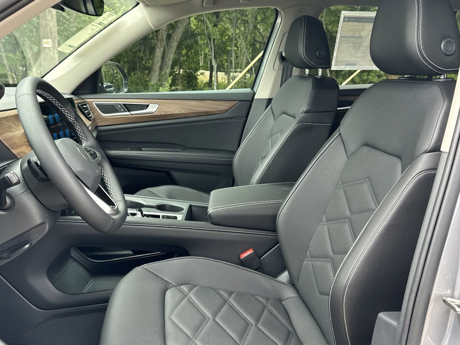 2026 Volkswagen Atlas 2.0T SE photo 6