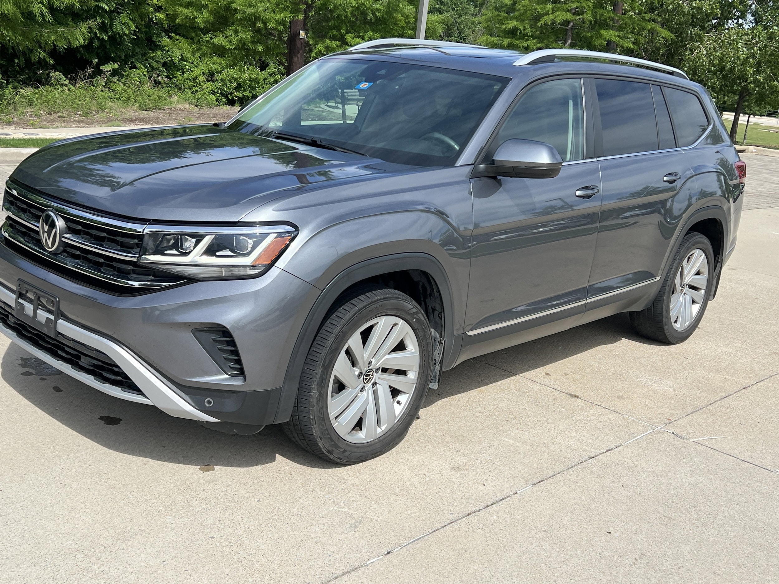 2021 Volkswagen Atlas 3.6L V6 SEL photo 4