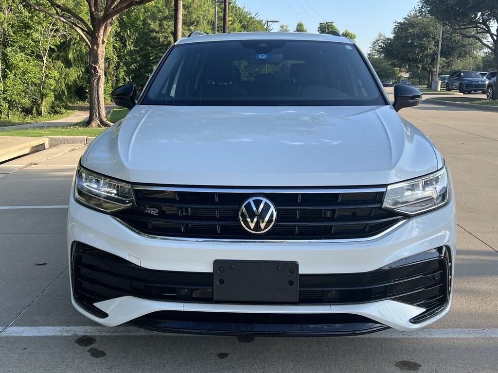 Used 2023 Volkswagen Tiguan SE R-Line Black SUV