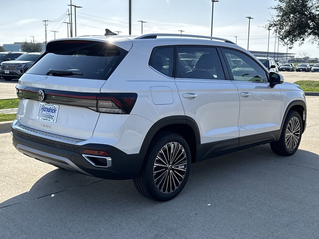 Used 2026 Volkswagen Taos SE SUV