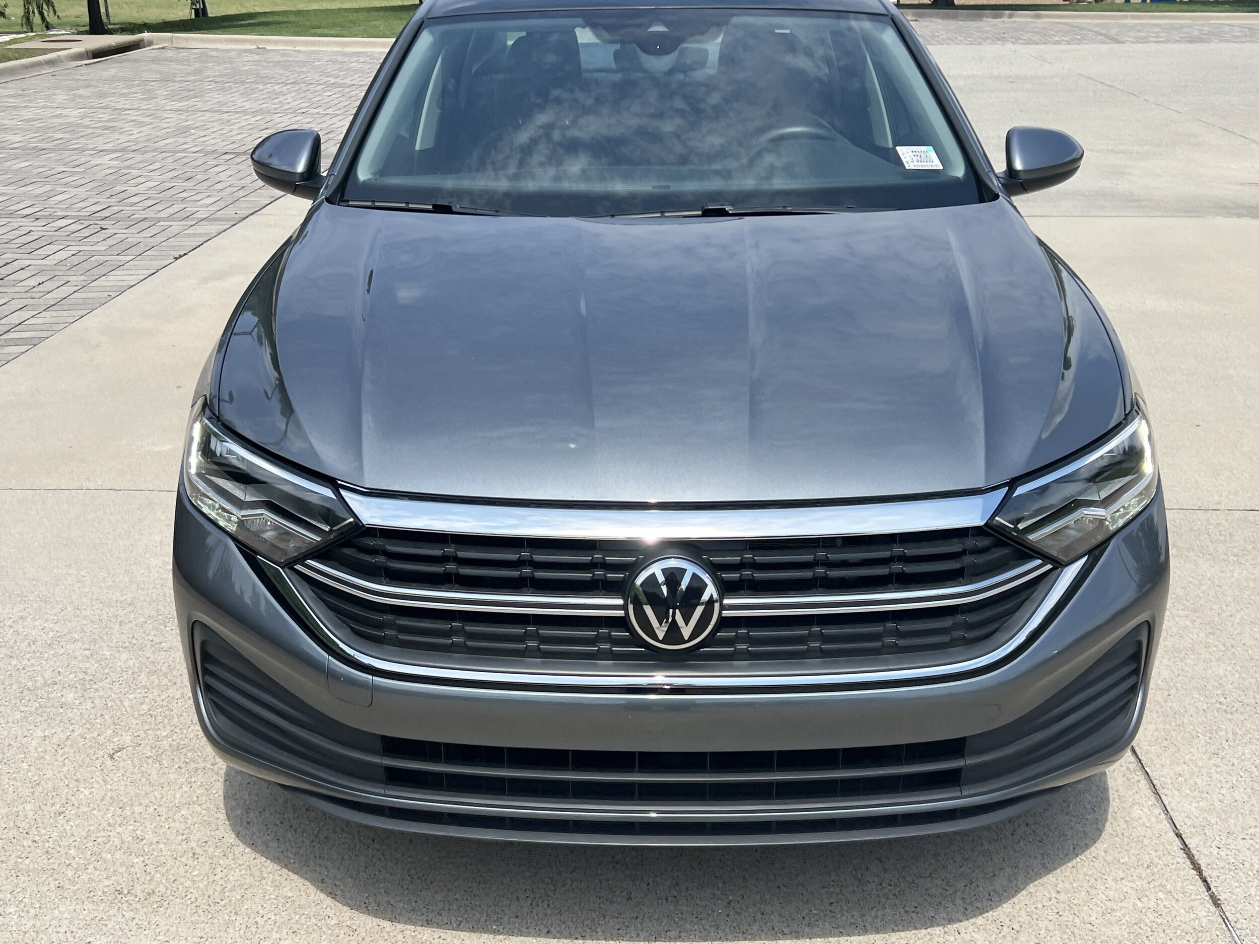 2024 Volkswagen Jetta SE photo 2
