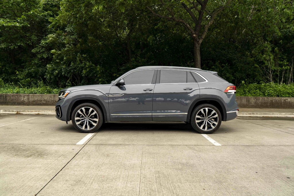 Used 2023 Volkswagen Atlas Cross Sport 3.6L V6 SEL Premium R-Line SUV