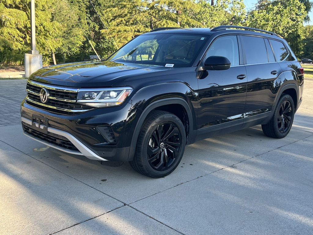 Used 2022 Volkswagen Atlas 3.6L V6 SE w/Technology SUV