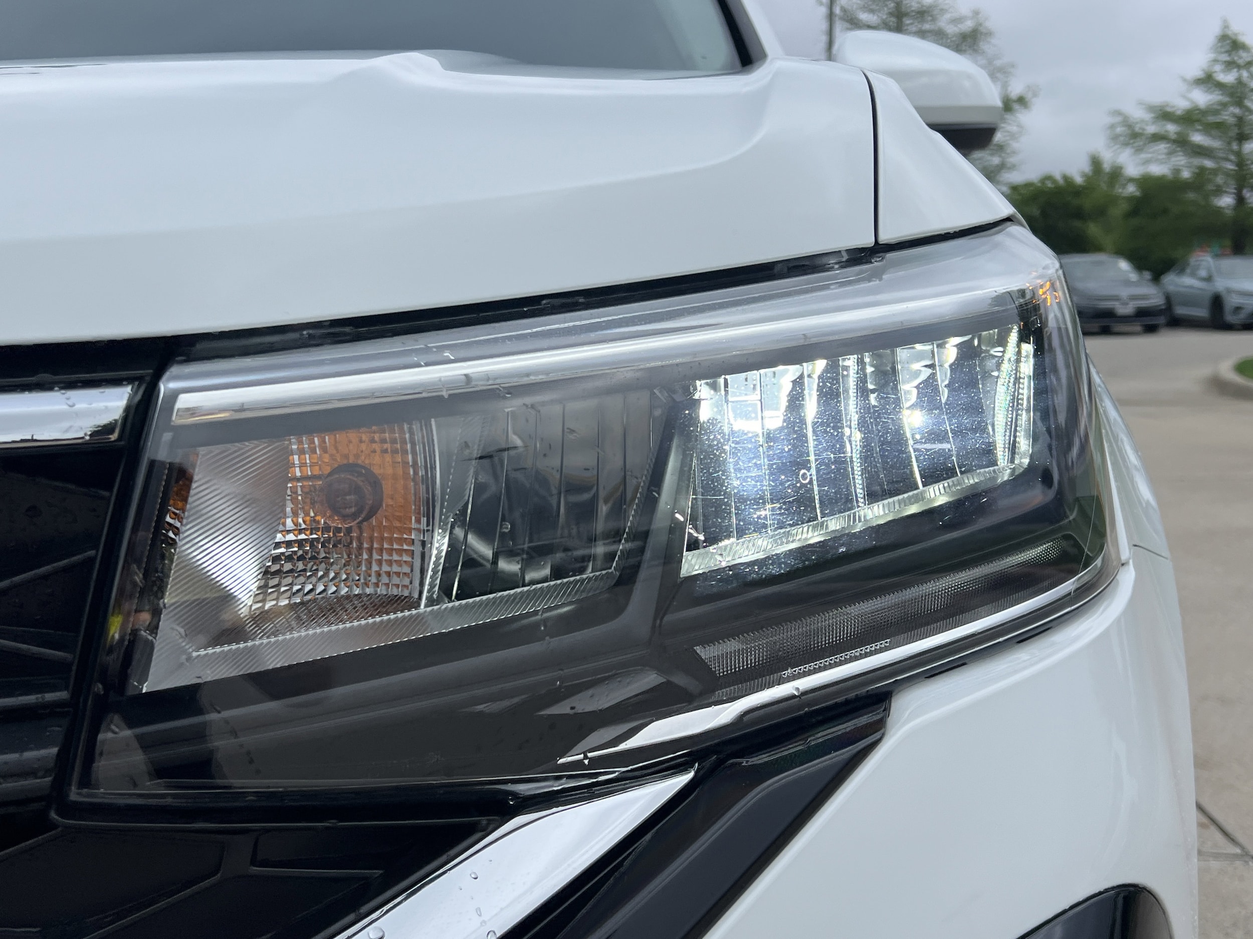 2023 Volkswagen Taos SE photo 5