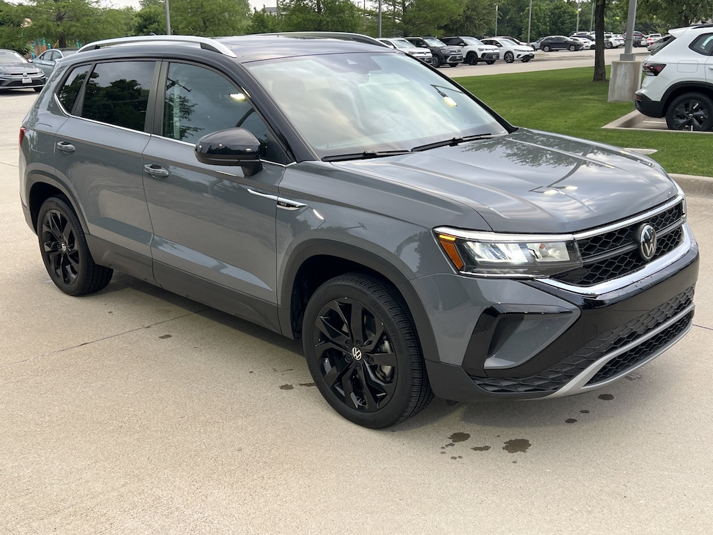 Used 2023 Volkswagen Taos SE SUV