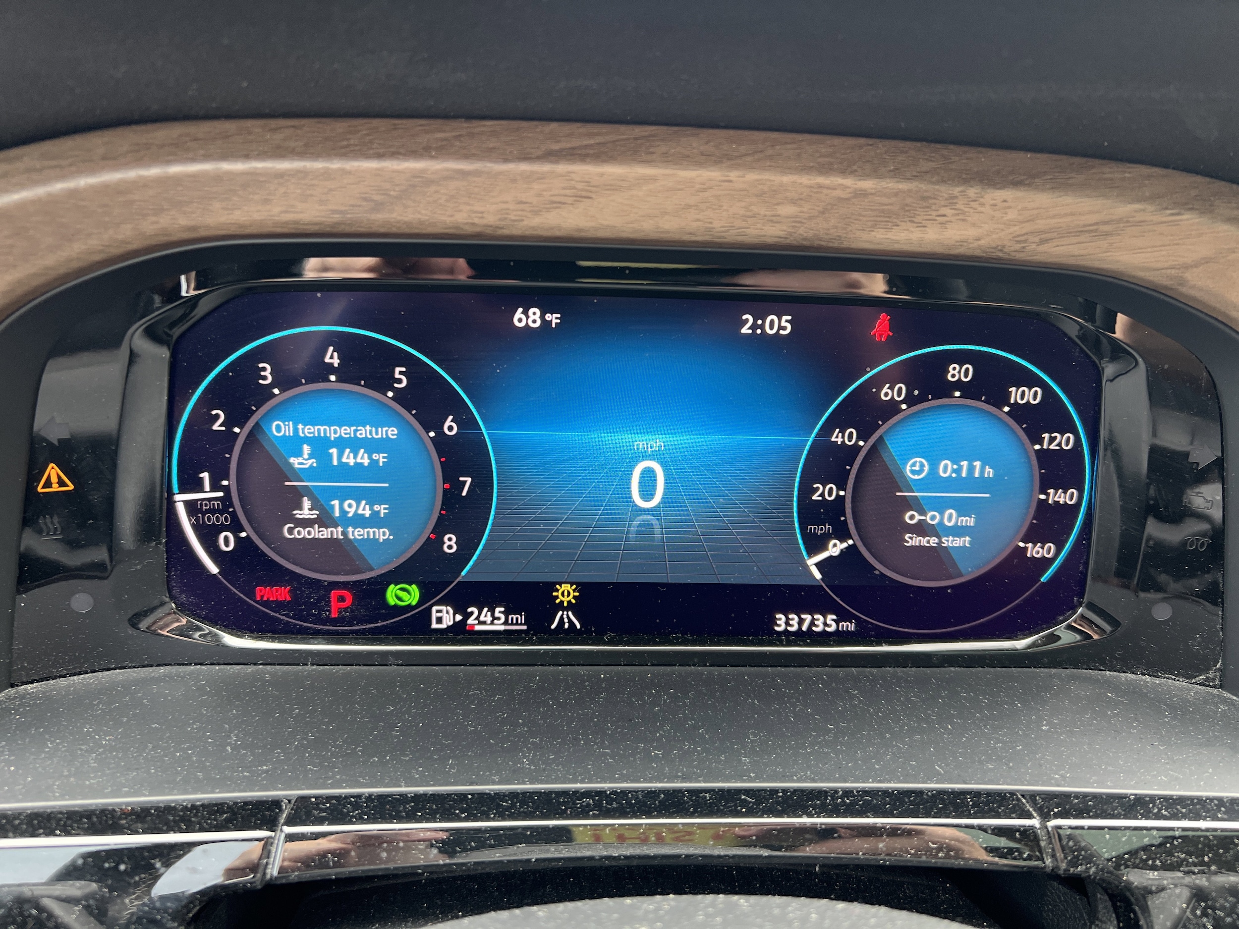 2024 Volkswagen Atlas 2.0T SE w/Technology photo 5