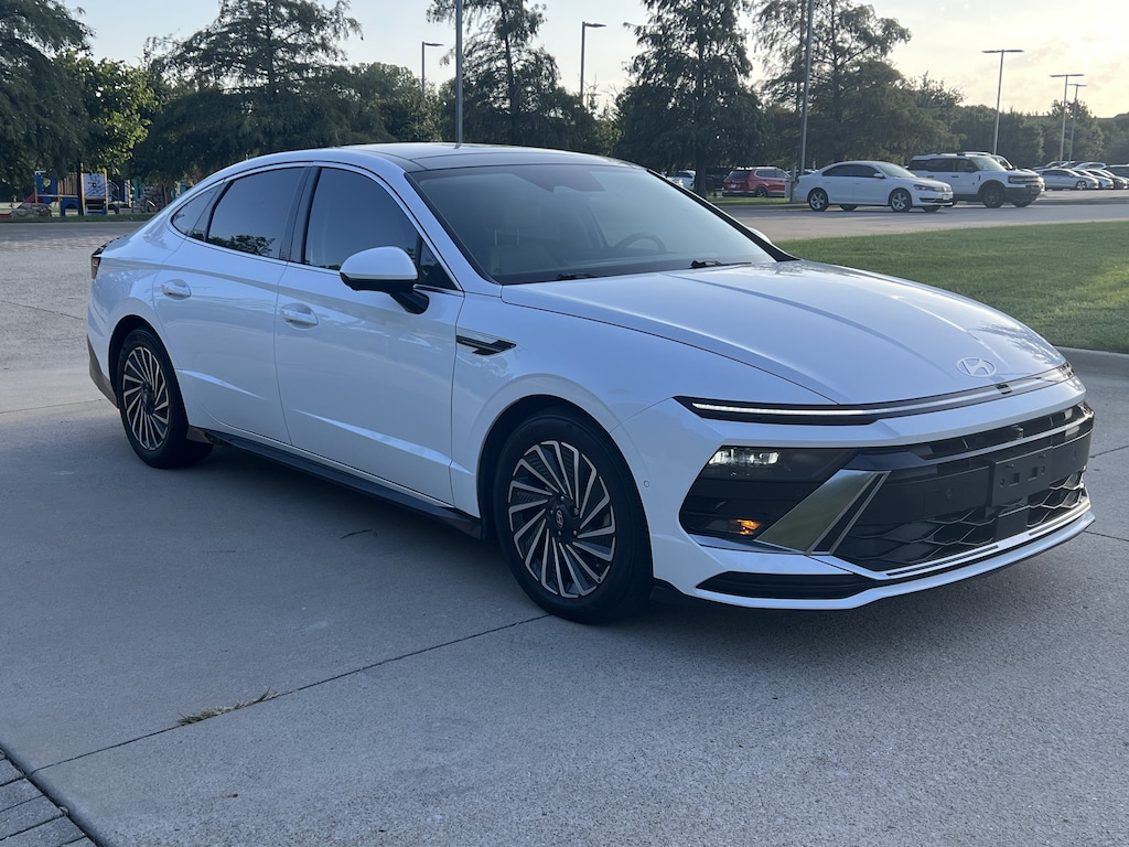 Used 2024 Hyundai Sonata Hybrid Limited Sedan