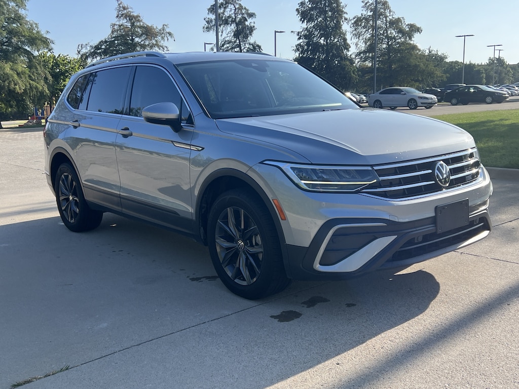Used 2023 Volkswagen Tiguan SE SUV