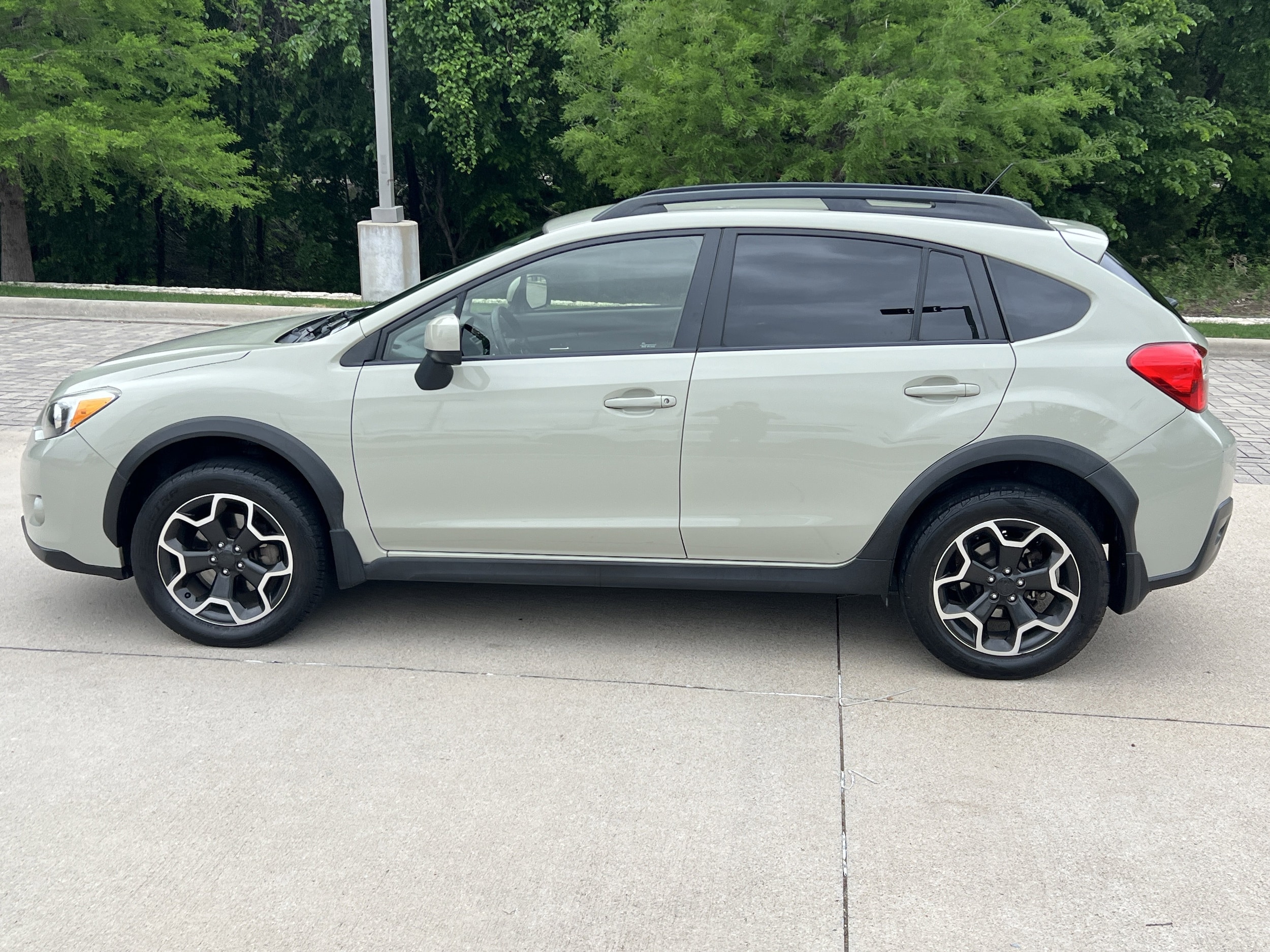 2014 Subaru XV Crosstrek Limited photo 6