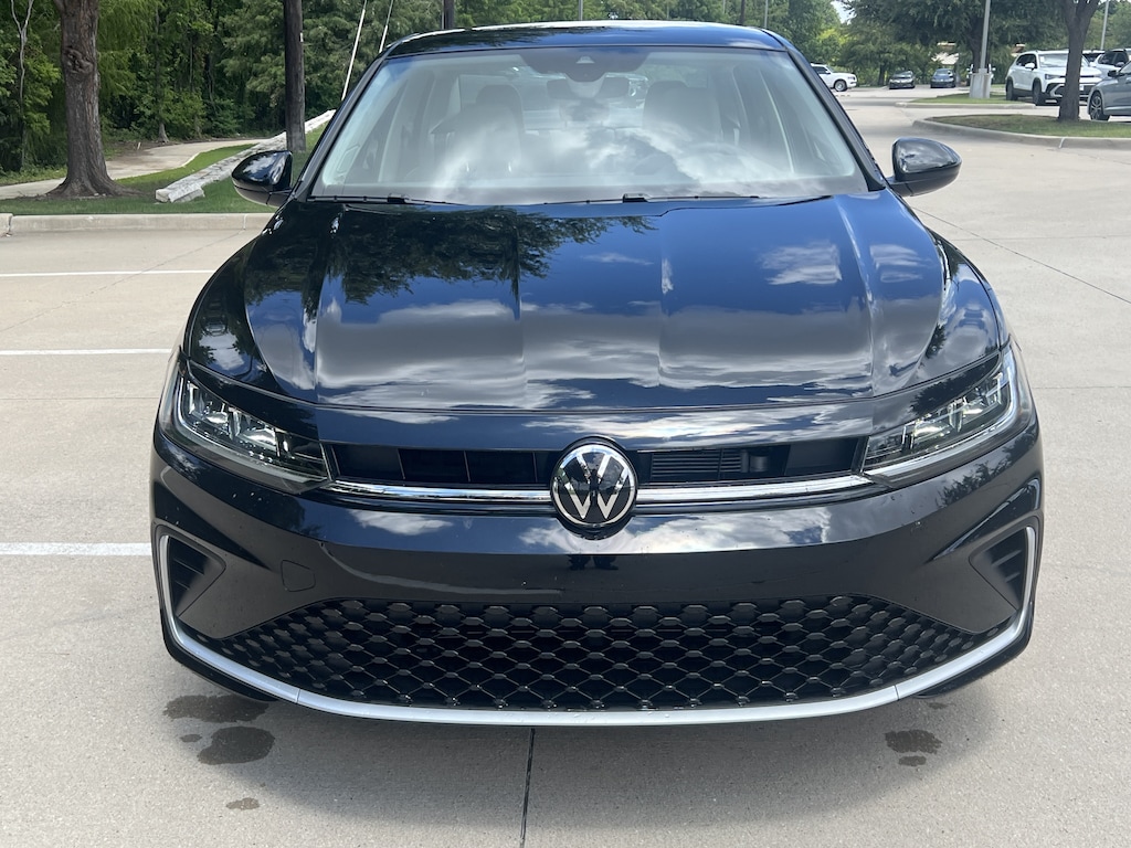 Used 2026 Volkswagen Jetta SE Sedan