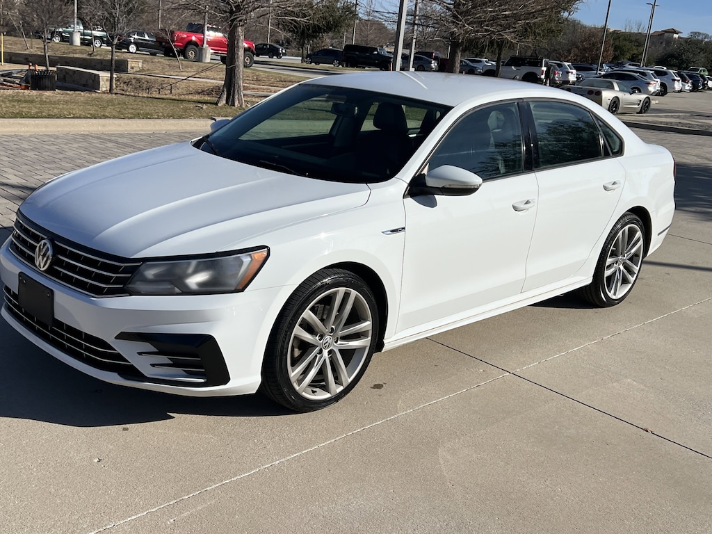 Used 2018 Volkswagen Passat R-Line Sedan