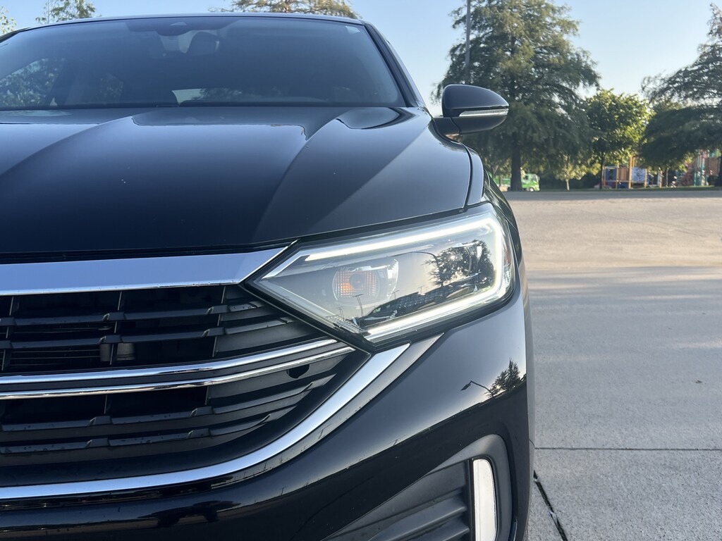 Used 2022 Volkswagen Jetta SEL Sedan