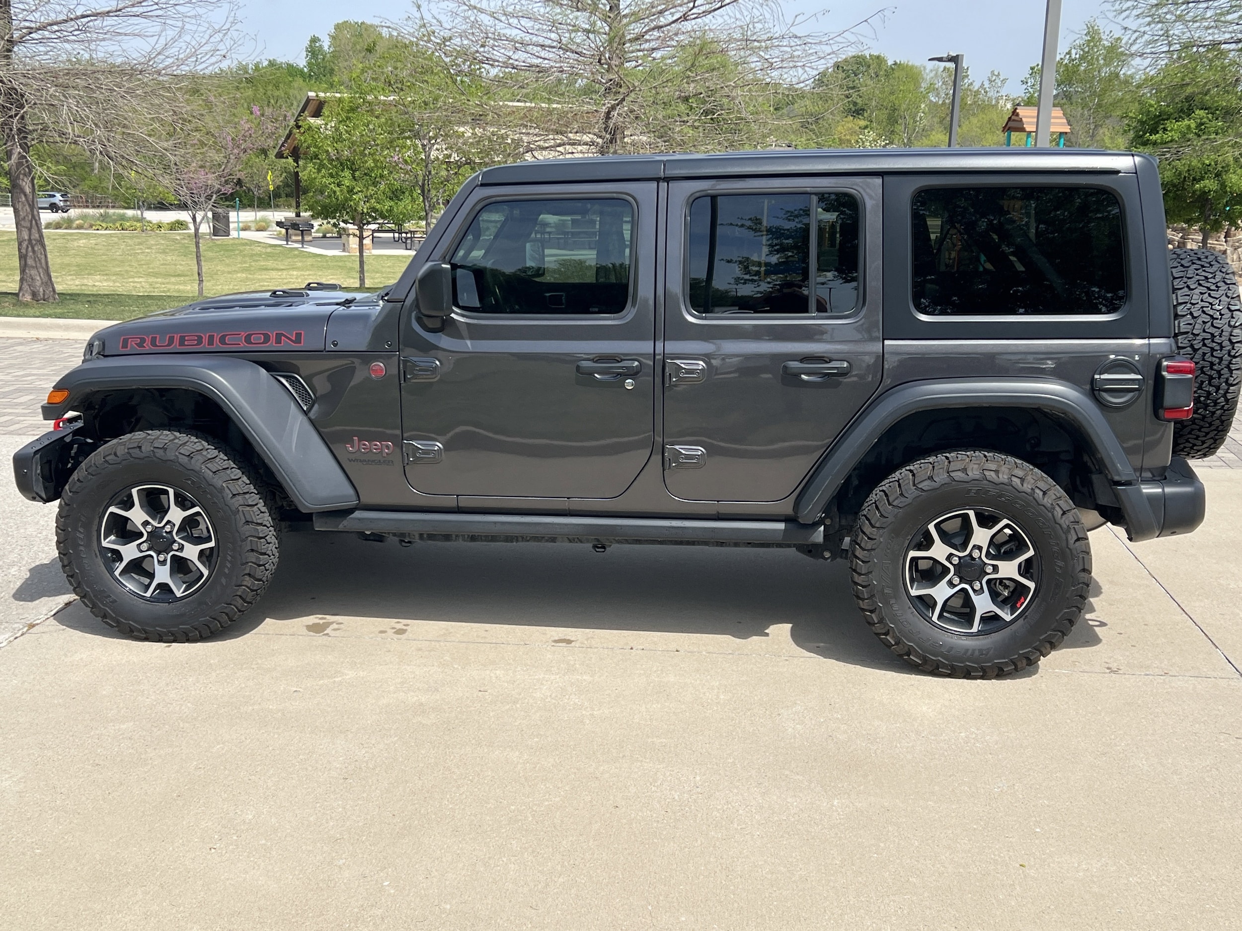2019 Jeep Wrangler Unlimited Rubicon photo 6
