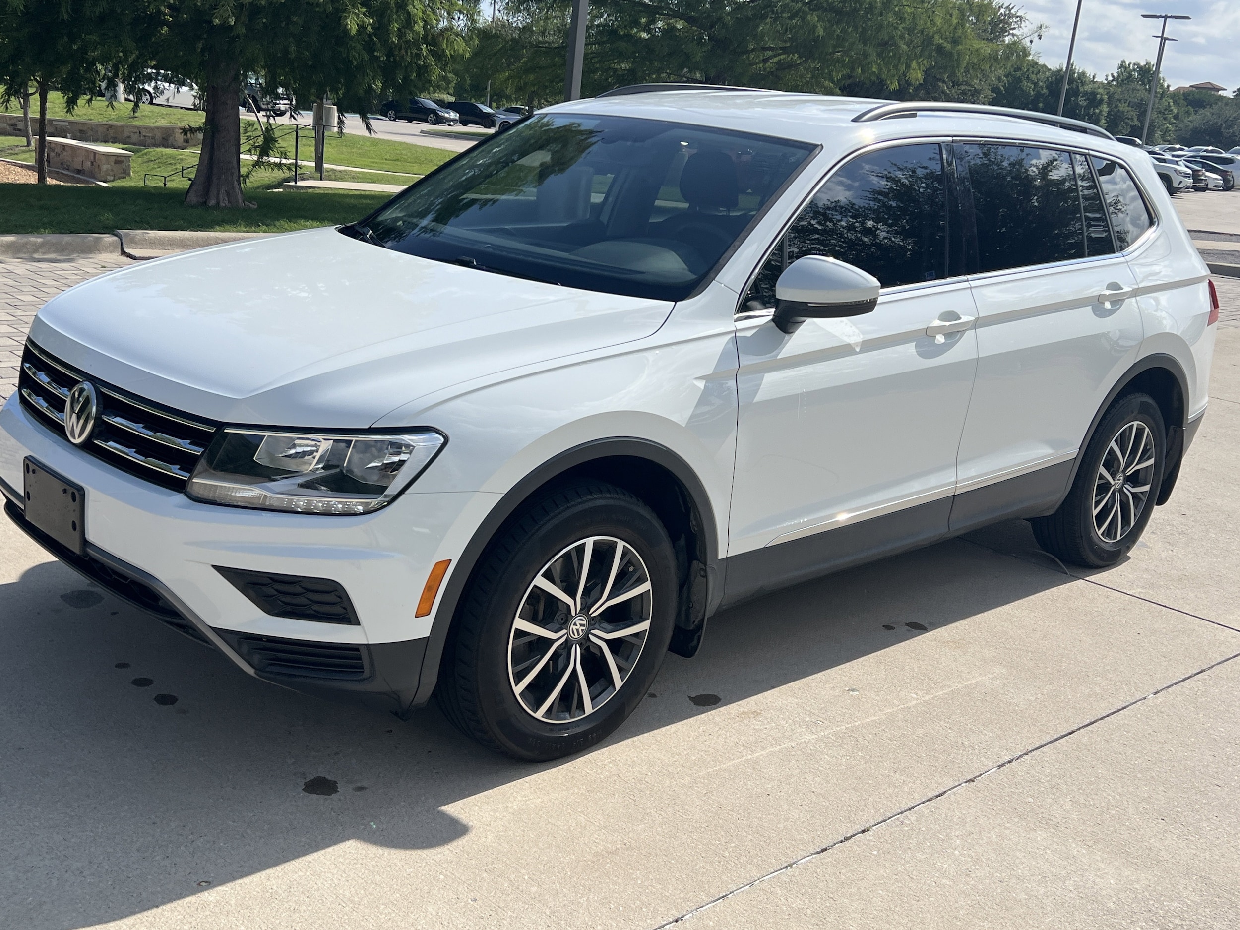 Volkswagen Tiguan SE