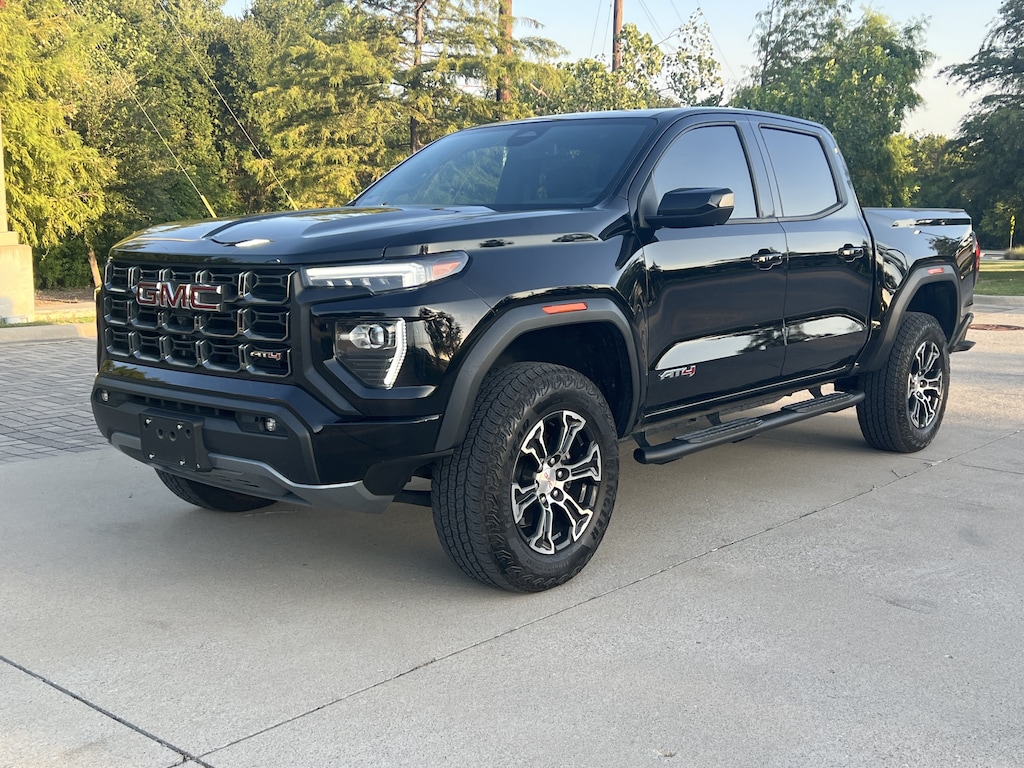 Used 2024 GMC Canyon 4WD AT4 Pickup