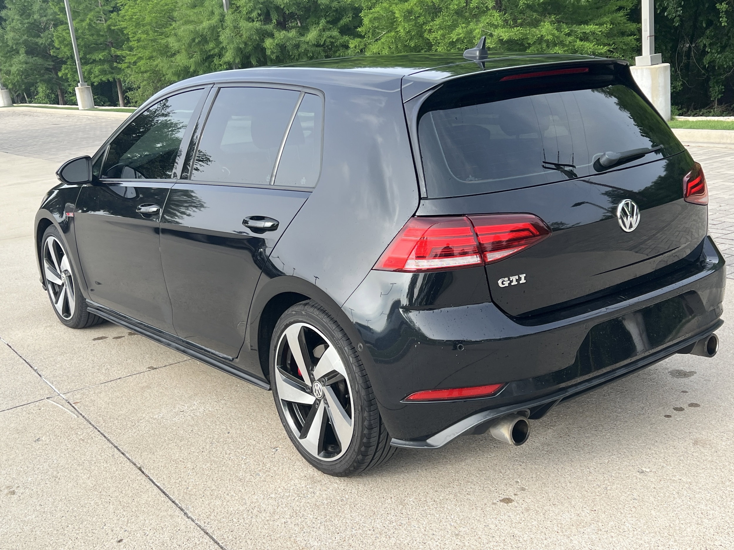 2018 Volkswagen Golf GTI Autobahn photo 6