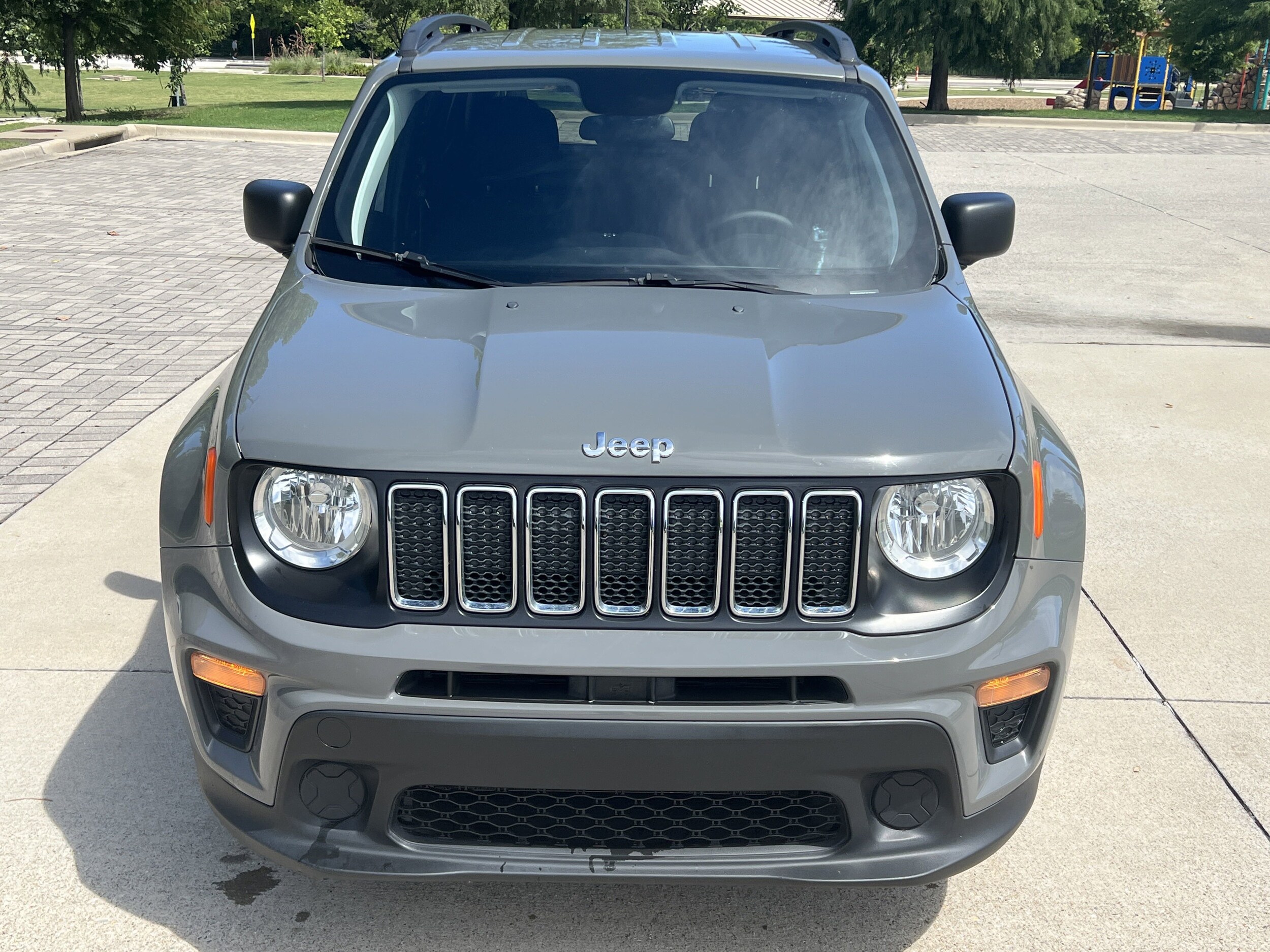 2020 Jeep Renegade Sport photo 3