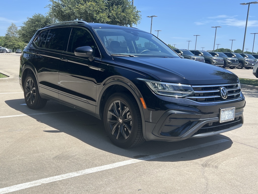 Used 2024 Volkswagen Tiguan SE SUV