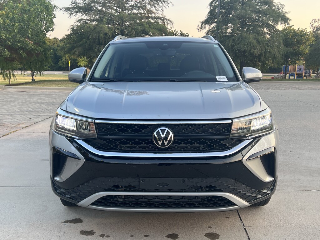 Used 2024 Volkswagen Taos SE SUV