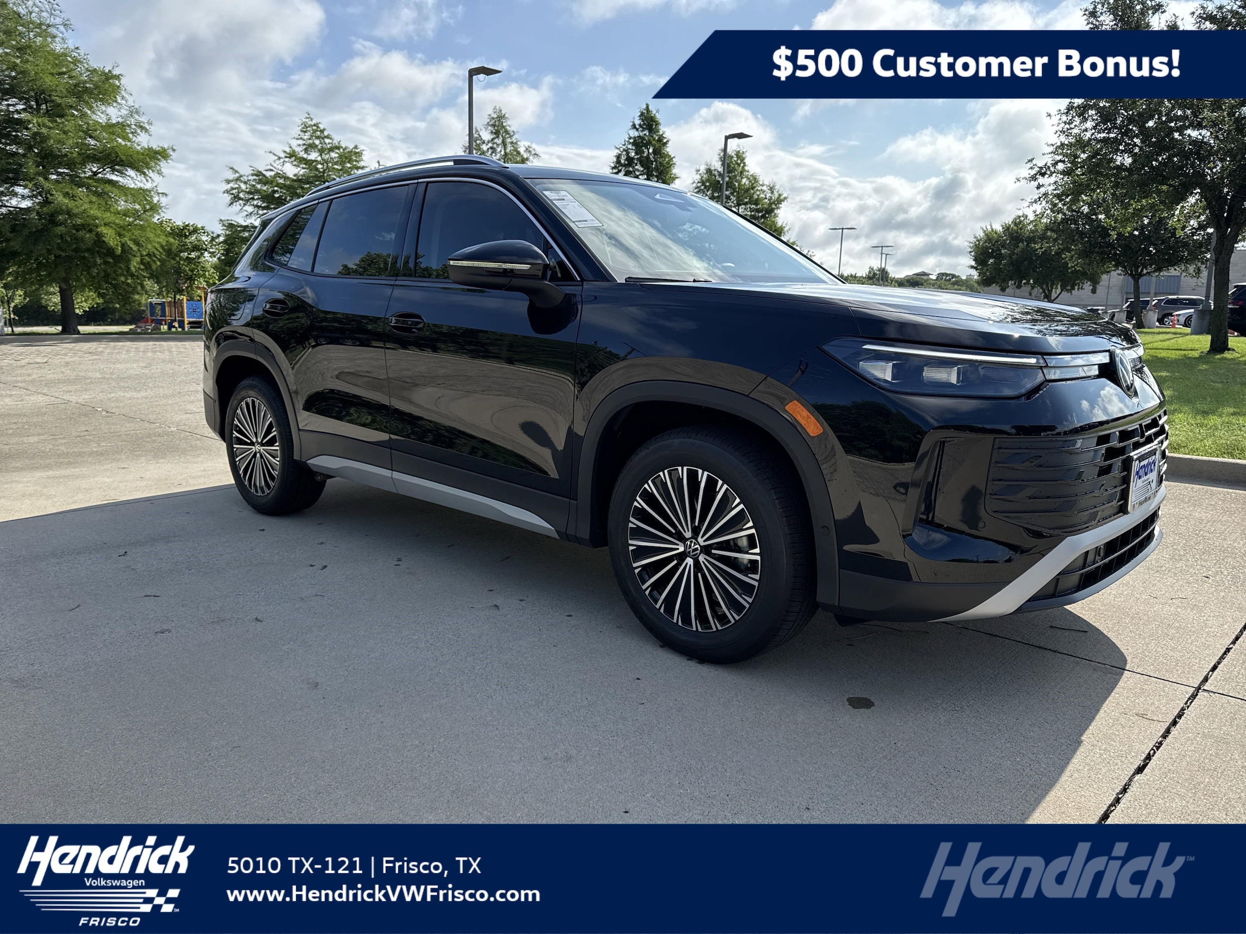 2025 Volkswagen Tiguan S's photo